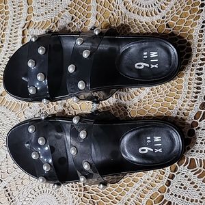 Mix No. 6 Size 7M Sandals